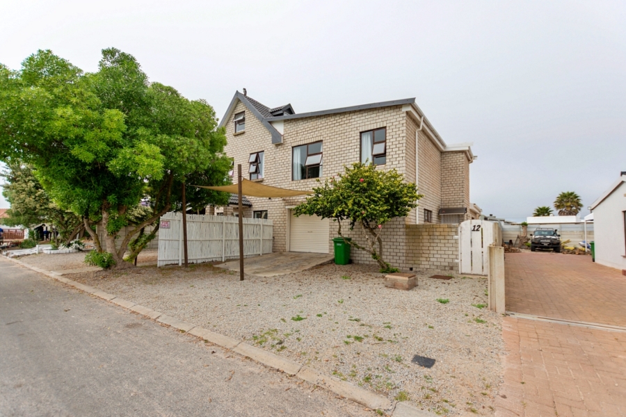 5 Bedroom Property for Sale in Britannia Bay Western Cape